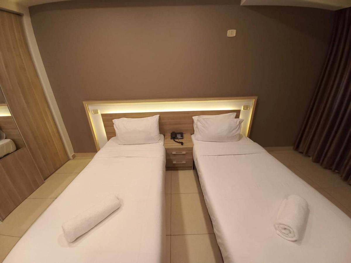 Lujain Hotel فندق النور واللجين Аман Екстериор снимка