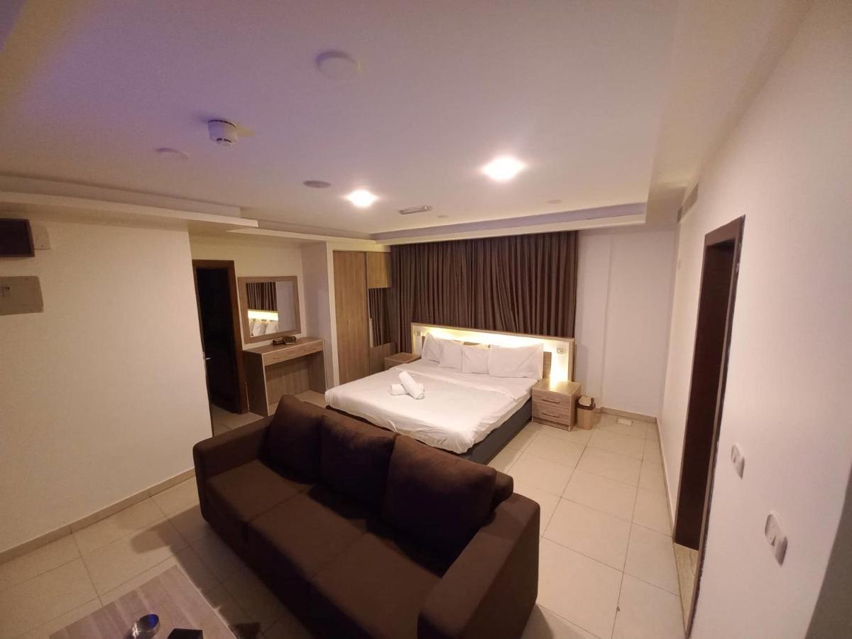 Lujain Hotel فندق النور واللجين Аман Екстериор снимка