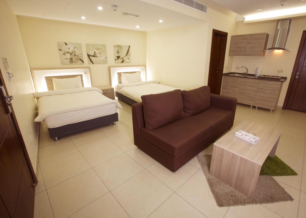 Lujain Hotel فندق النور واللجين Аман Екстериор снимка