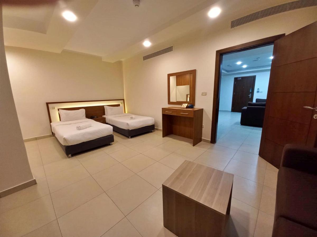 Lujain Hotel فندق النور واللجين Аман Екстериор снимка