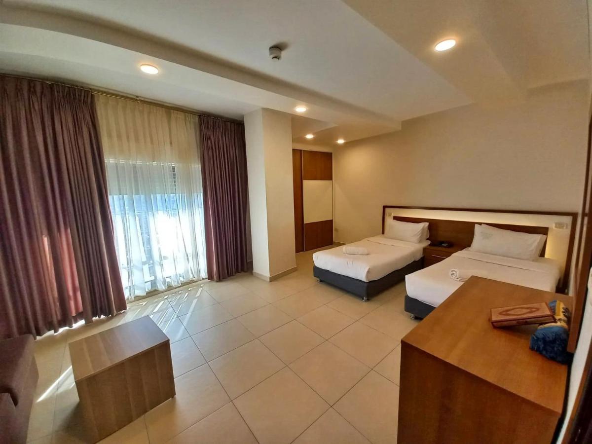 Lujain Hotel فندق النور واللجين Аман Екстериор снимка